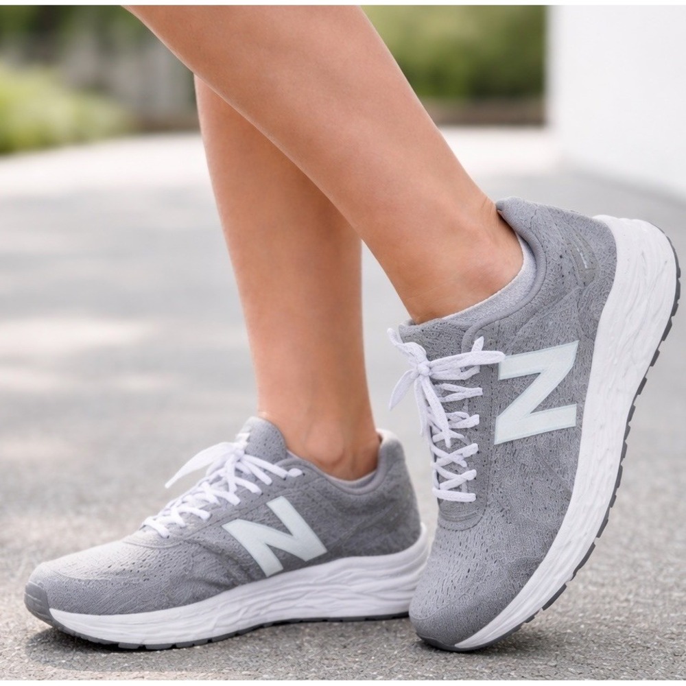 New Balance Fresh Foam Arishi Gray Womens US Size 9.5 WARISRG1 Running Shoes